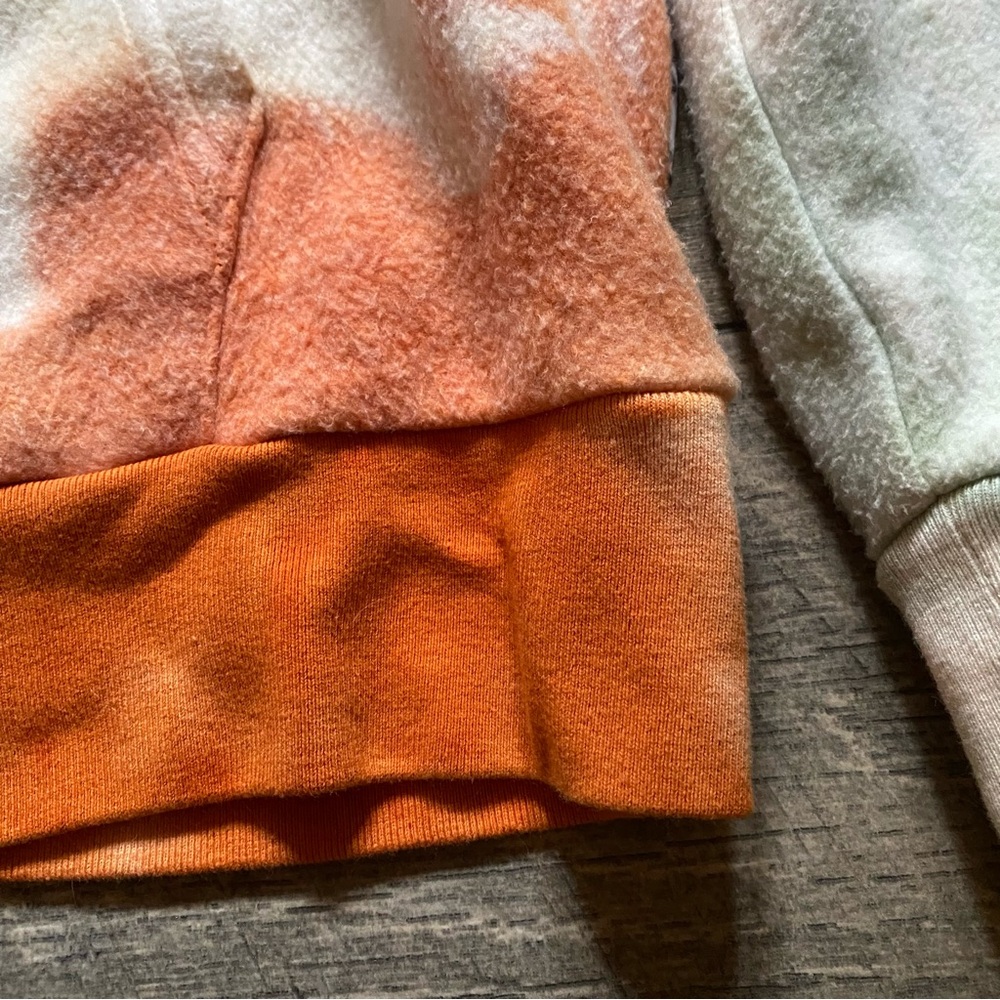 Feat || Blanketblend Supersoft Tie Dye Hoodie (Venice) Size L - Picture 7 of 16